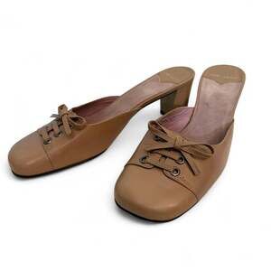 Vintage 90s nine west kitten
